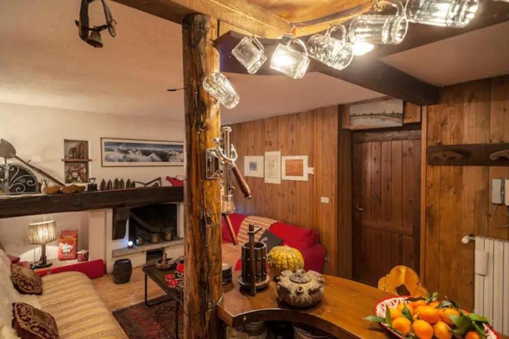 Apartment Modest & Cheap Tavern For A Spartan Retreat *